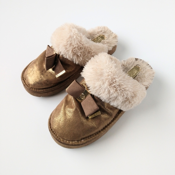 girls size 2 sliders